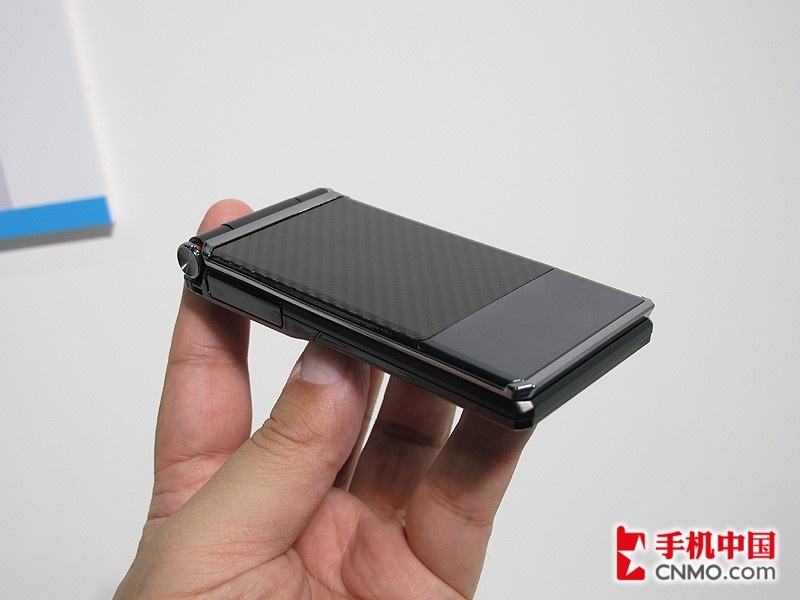 日系翻盖防水新机 富士通f-04d美图集_手机_科技时代_新浪网