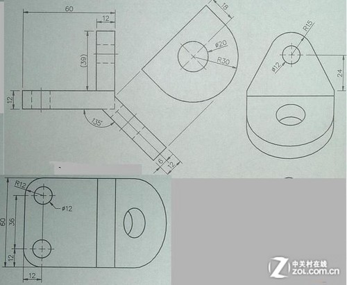 由三视图可知,水平板在俯视图中反映实形,故基础建模平面可选俯视平面