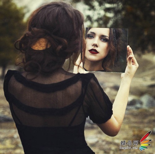 更多创意说到人像拍摄对焦点的选取大家都会说应该选在眼睛上,这完全