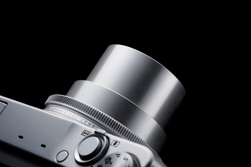 高端便携 优质紧凑型相机富士xq1发布