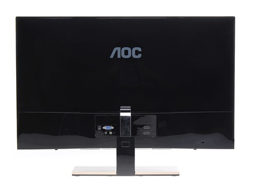 硬件 > 正文         性能方面,aoc d2757ph刀锋Ⅲ显示器采用了27吋16