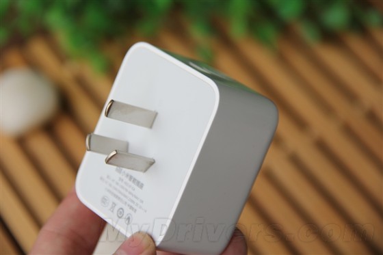 小米智能摄像头,插座图赏