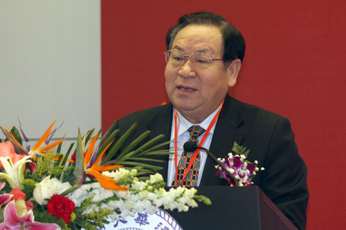 图文:清华大学校长顾秉林致辞