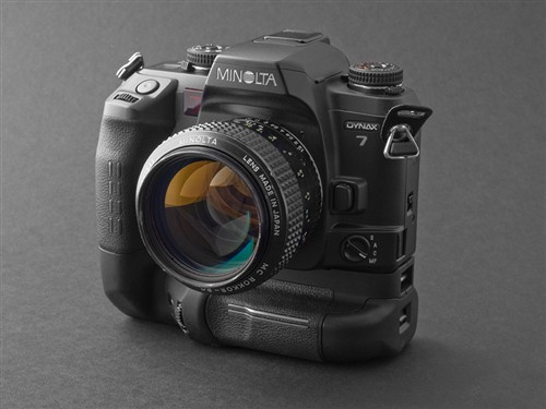 为α单反装上f1.2大眼老镜