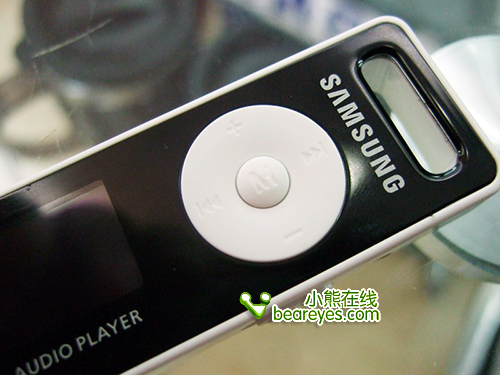 购机送价值百元礼品 三星e3激情促销