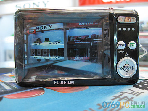 20mm超薄卡片机 富士j27促销不足千元