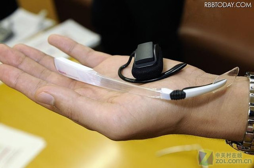 gps新技术科幻 头戴显示镜片随走随看