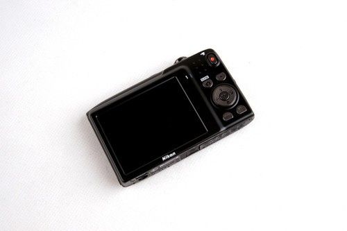 朝阳尼康 s3100送8g卡品胜套装仅600!