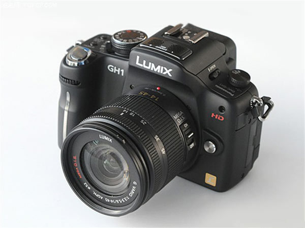 图为:松下gh1