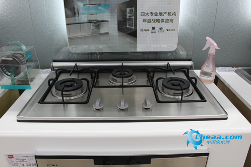 厨房电器让美食制作更简单