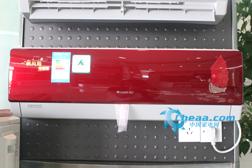 五颜六色是主流多款彩板空调装点时尚家居