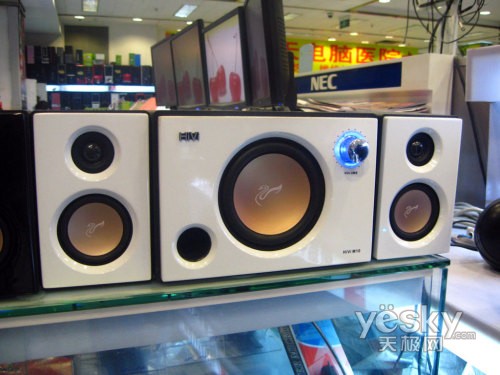 1的声音美学境界!惠威m10音箱市售350元