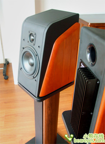 豪华的音乐舞台惠威音乐王m2000mk3