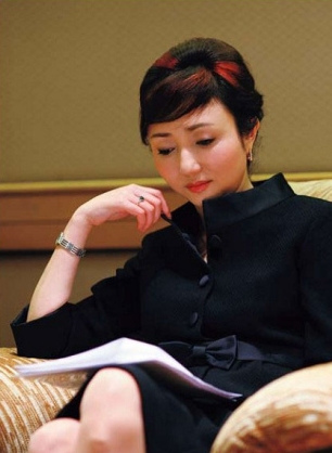 "游戏女王"李瑜:放弃事业为爱情