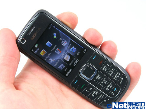 采用圆角设计 诺基亚轻巧直板3120c图赏(4)_手机_科技时代_新浪网