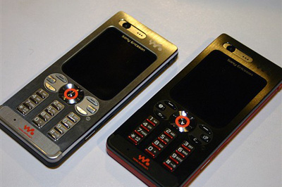 超薄皇帝 索尼爱立信w888c吐血价699