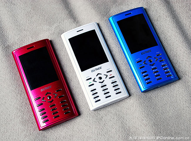 双面圆弧绝美直板金立i8女性手机图赏