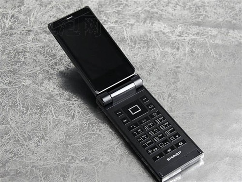 经典翻盖旋转屏 行货夏普9120c售2250_手机_科技时代_新浪网