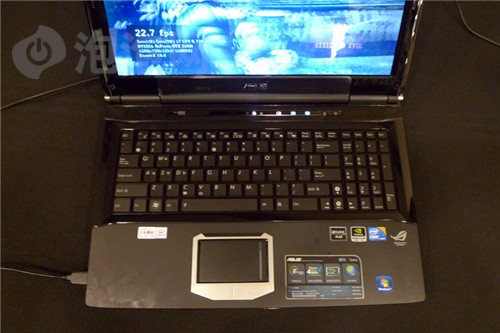 包含数字小键盘区的全尺寸键盘尺寸和手感都不错的触控板采用altec