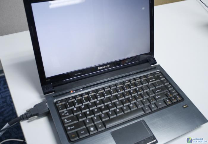 图为联想v460