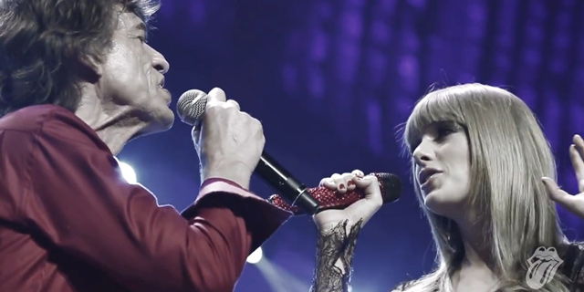 泰勒-斯威夫特同台滚石乐队