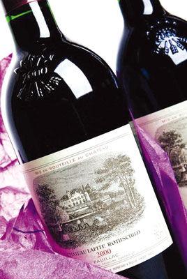 拉菲酒庄的一款2000年份上好葡萄酒