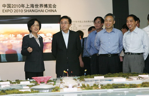 市检察院检察长陈旭,党组书记蔡旭敏详细了解世博规划