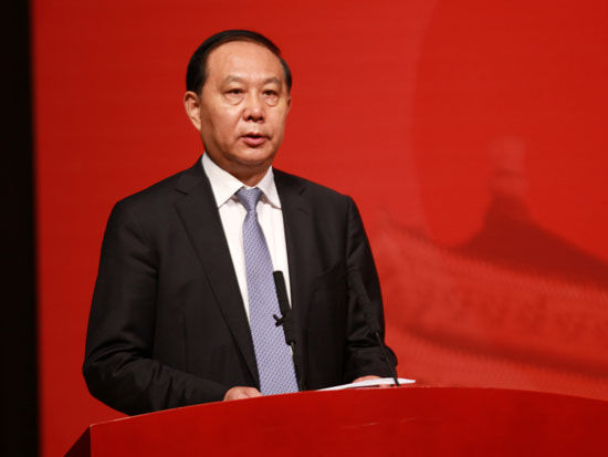 中小企协常务副会长张竞强宣读表彰通报