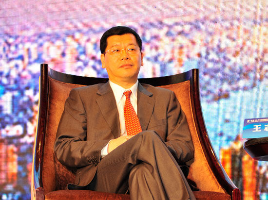 王志伟:基金公司面临四困难 拓宽投资标的和区域