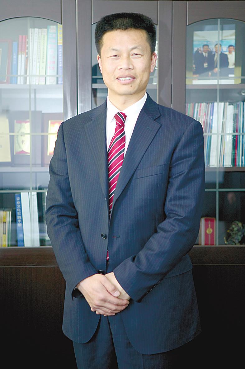 徐新建:敢于逆势搏击