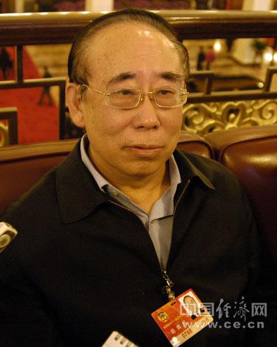 大飞机重在安全冯培德委员笑言担忧中美贸易难平衡