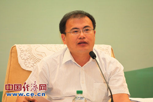 国家食药监稽查局处长石磊多管齐下打击食药犯罪