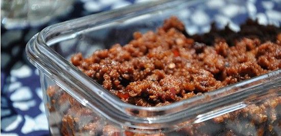 社会万象     一碗肉卤子加几块肉,这本是美味