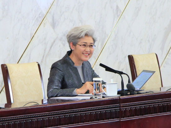 0 热门视频 台青:大陆发展给台胞提供"任性选择" 西进西部