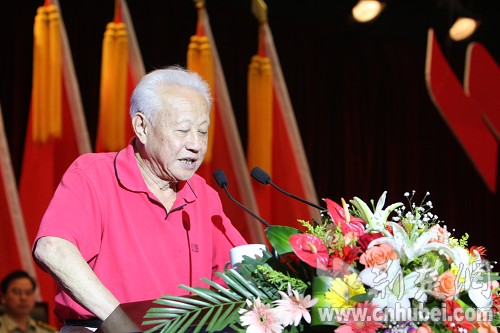 老记者张其军讲话