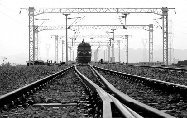 8条铁路的前期工作今年将加快进度,其中就包括泉州至长汀的长泉铁 