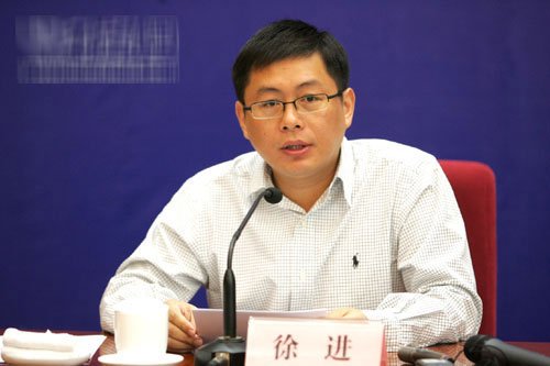 国内新闻 > 正文     徐进,1965年4月出生,湖北黄梅人,中共党员,大学