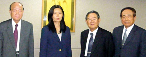 台塑火灾事件 王瑞华道歉:王永庆精神不动摇(图)