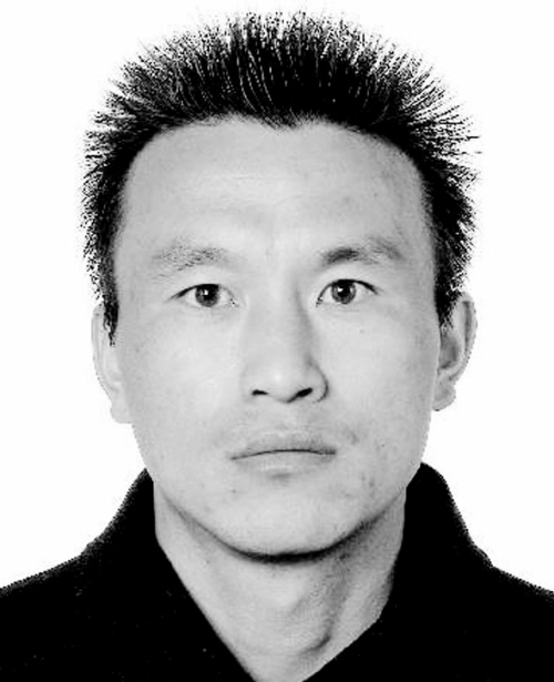 国内新闻 > 正文     嫌疑人贾玉刚   "刚调完计价器,就被人偷走了,还