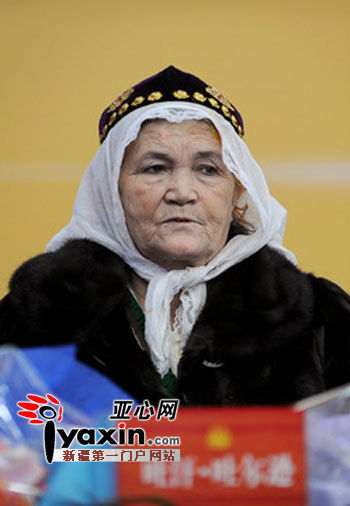 新疆喀什奋斗典型吐汗·吐尔逊:五个孩子的未来我不操心