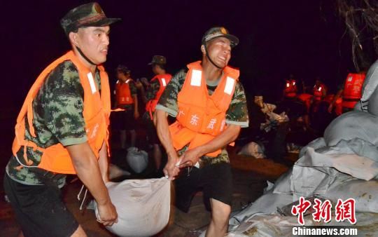 陸建東 攝中新網廣州9月22日電 (索有為 陸建東 黃守國)武警廣東總隊