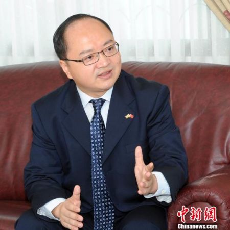 中国驻文莱大使馆临时代办中国和文莱关系稳步发展