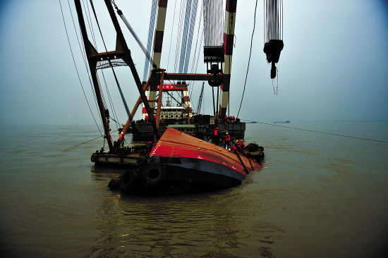 长江江苏段一新造船舶沉没