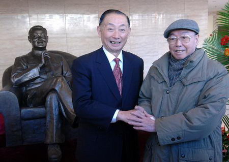 图文:京剧艺术家梅葆玖与谭元寿合影