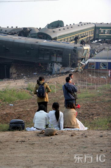 胶济铁路火车事故图片