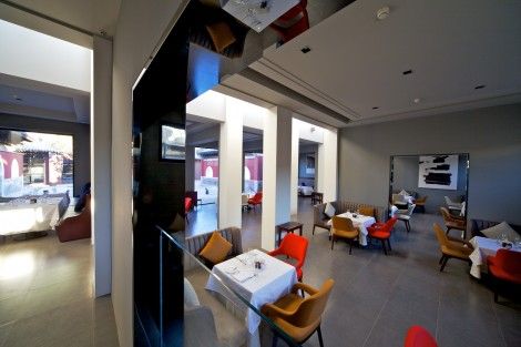 文保建筑内开设西餐厅的布局图片。Temple Restaurant Beijing官网显示