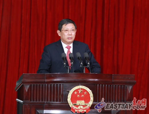 上海市市长杨雄介绍上海市人民政府新一届领导班子
