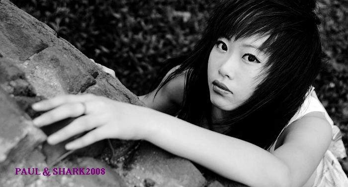 18岁少女海口拍人体写真 尽显颓废美[图](二)