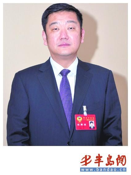 书记,行长孙建勇,青岛市人大代表,中国工商银行青岛市分行行长陈育林