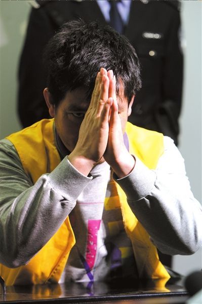 糯康死刑前受访称2天未睡 想家想妈想孩子(图)